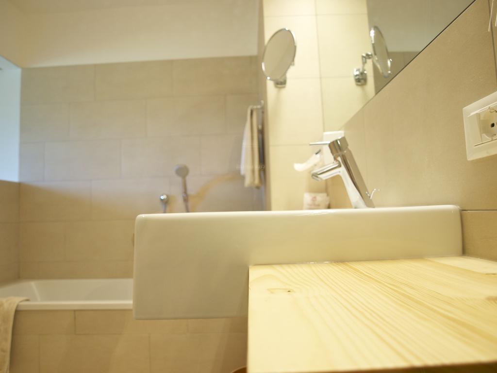 Hotel Tyrol Funes  Room photo