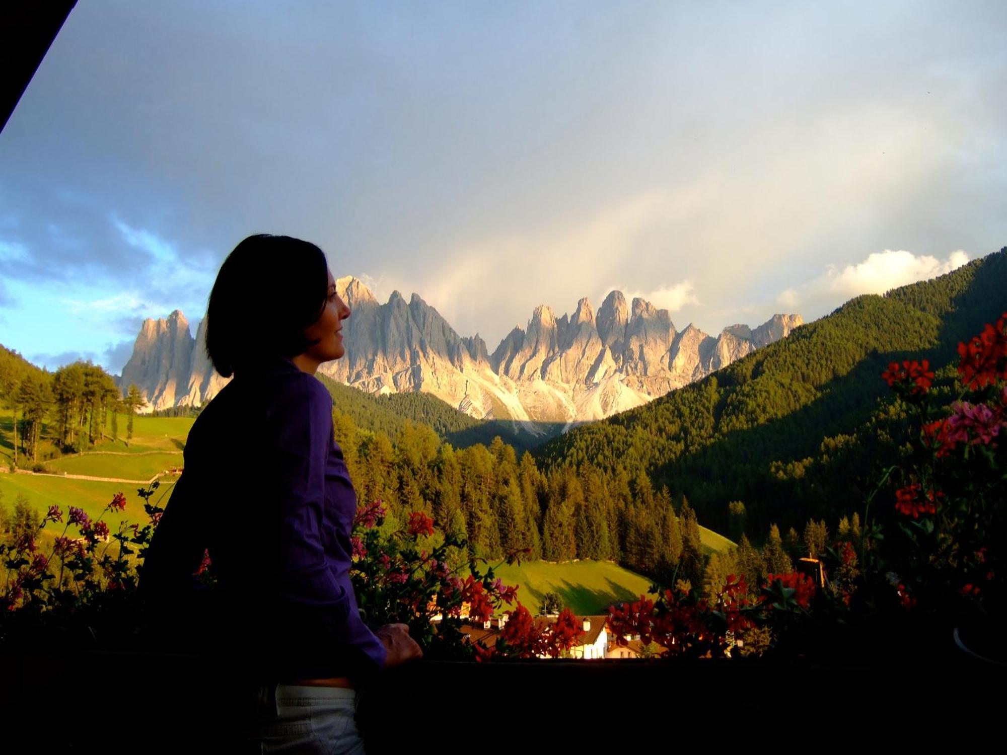 Hotel Tyrol Funes  Exterior photo